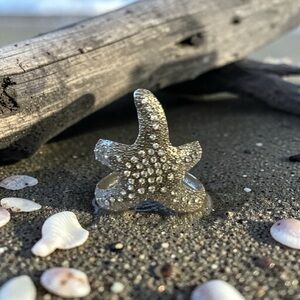 Starfish Shaped adjustable bracelet with Rhinestones